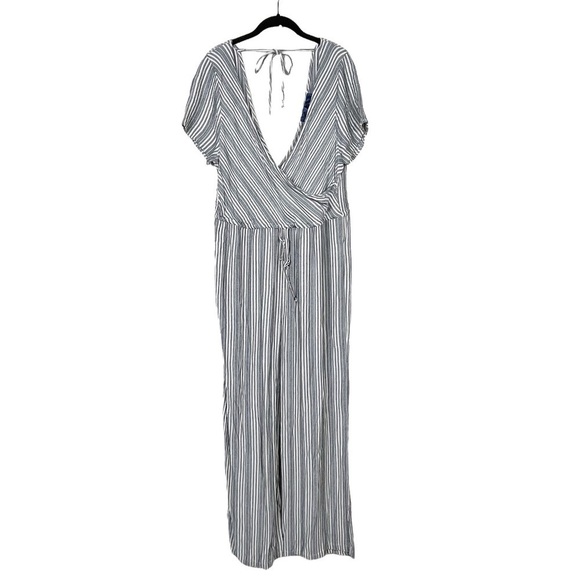 Francesca's Blue Rain Briar Tie Waist Striped Wrap Short Sleeve Jumpsuit Size XL - Picture 2 of 11